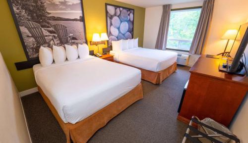 Queen Room with Two Queen Beds - Non-Smoking