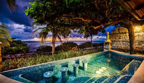 Villa - Beach Front