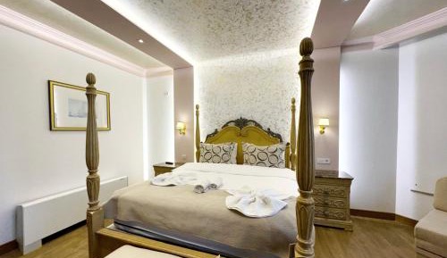 King Room with Garden View