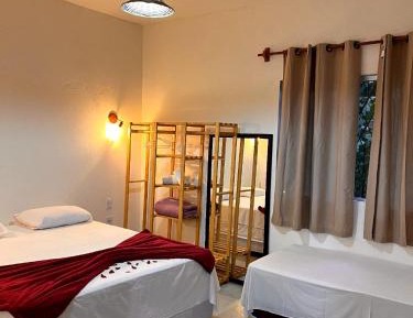 Deluxe Room (2 Adults + 1 Child)