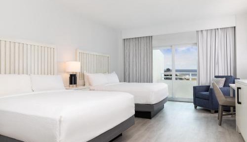 Luxury Room with Two Queen Beds- Coast Line View