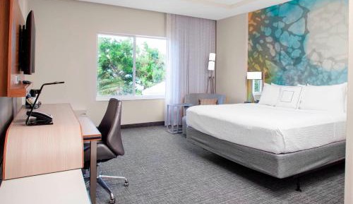 King Room with Sofa Bed