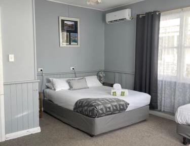 Triple Room with Bathroom