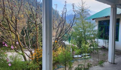 Double Room with Shared Toilet