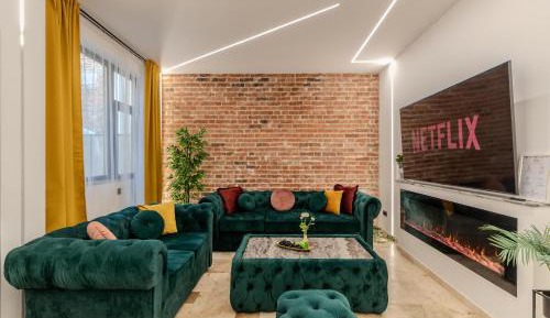 Apartment with Balcony