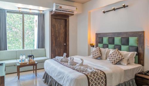 Deluxe Double or Twin Room