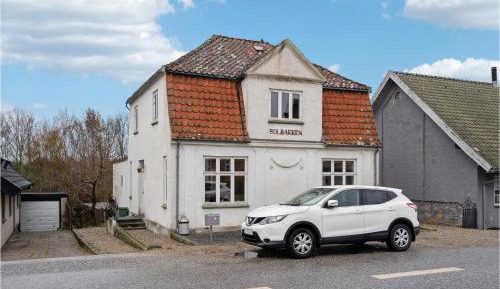 Three-Bedroom Vacation Home 