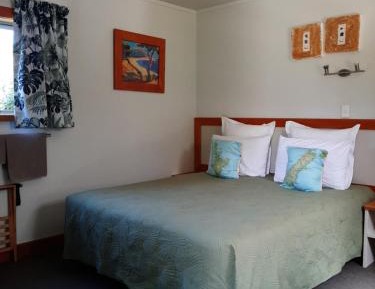 Double or Twin Room with Private Bathroom