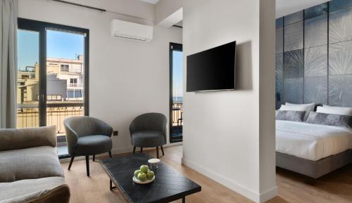 Standard Double Suite