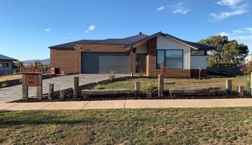 Four-Bedroom Holiday Home