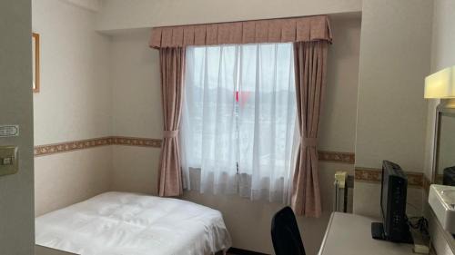 Single Room - Non-Smoking