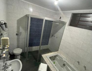 Deluxe Suite with Spa Bath