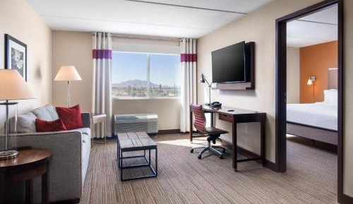 1 Bedroom Suite, 1 King, Sofa bed