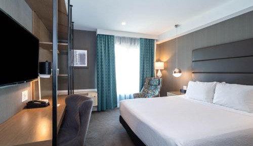 Signature Room, 1 King Bed