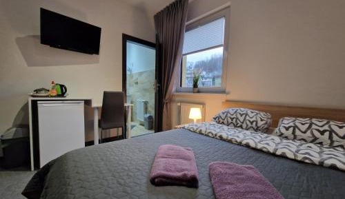 Double Room with Private Bathroom