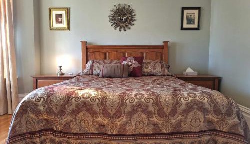 Queen Room