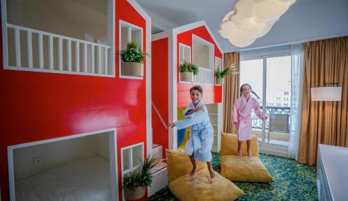 Kids Escape Family Suite