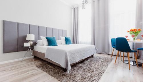 Deluxe Studio – Zyblikiewicza Street