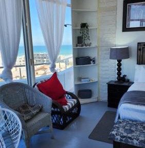 Deluxe Double Room with Balcony and Sea View