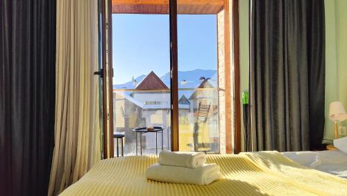 Apartment with View and Balcony
