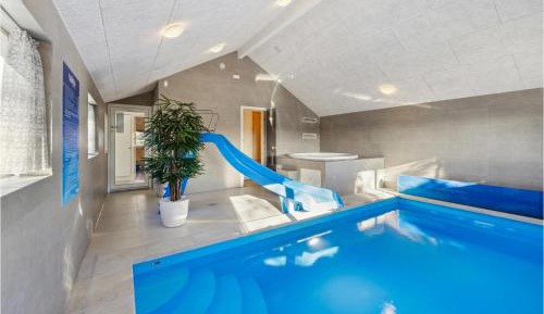 Five-Bedroom Holiday Home