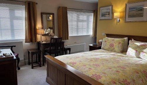 Superior King Room