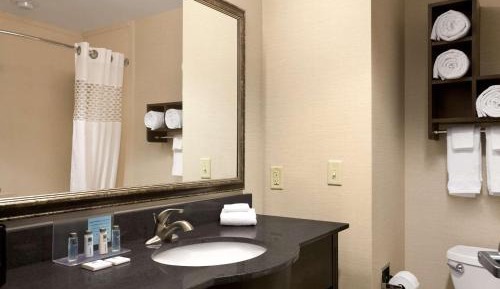 Room with Two Queen Beds - Non-Smoking