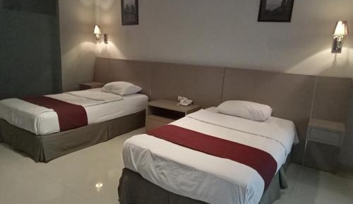 Double or Twin Room with Pool View