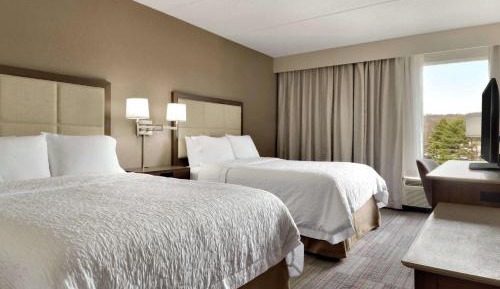 Queen with Two Queen Beds - Non-Smoking