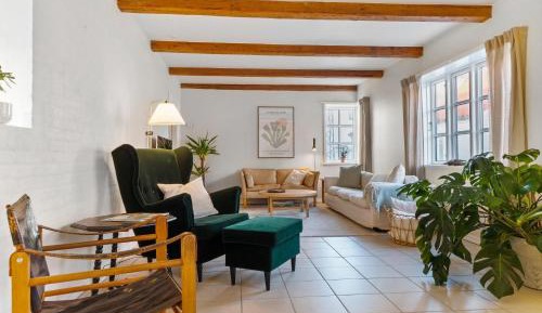 Three-Bedroom Holiday Home 