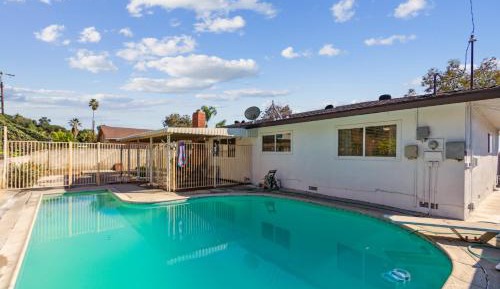 Four-Bedroom Holiday Home
