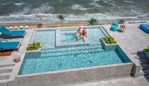 Suite with Private Pool