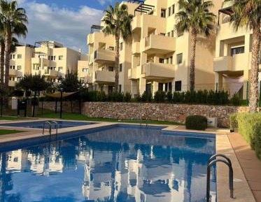 Apartment with Garden View