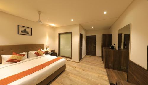 Superior King Room