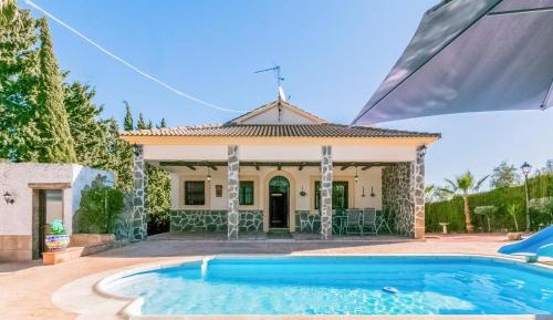 Three-Bedroom Holiday Home 