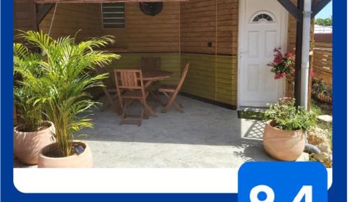 Apartment with Garden View