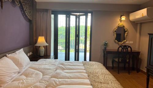 Double Room with Private Bathroom