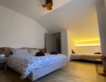 Double Room with Mountain View