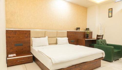 Superior King Room