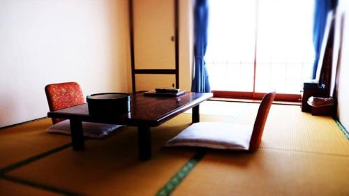Japanese-Style Room