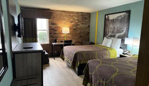 Double Room with Two Double Beds - Smoking