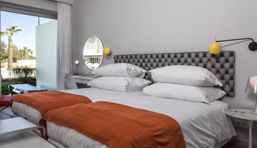 Deluxe Double or Twin Room with Pool View