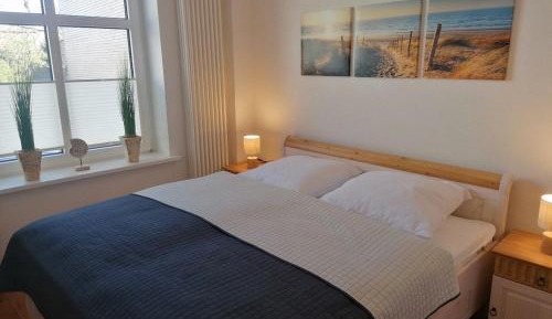 One-Bedroom Apartment with Terrace