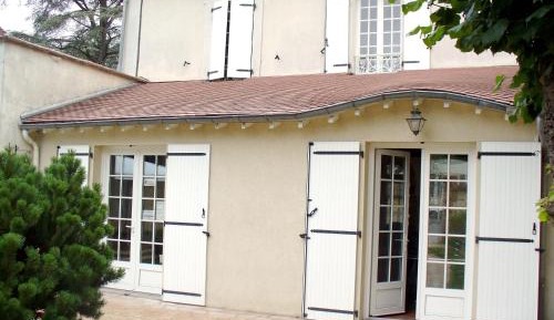 Double Room (2 Adults + 1 Child )