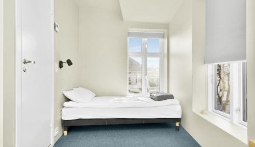 Single Room with Private Bathroom