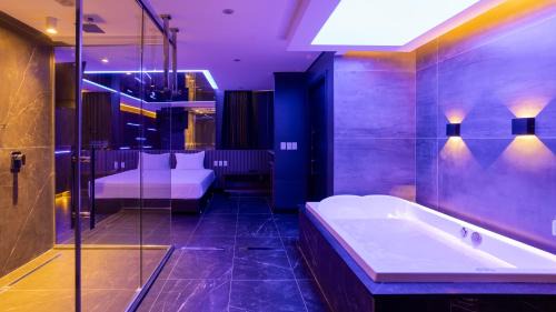 Junior Suite with Private Pool