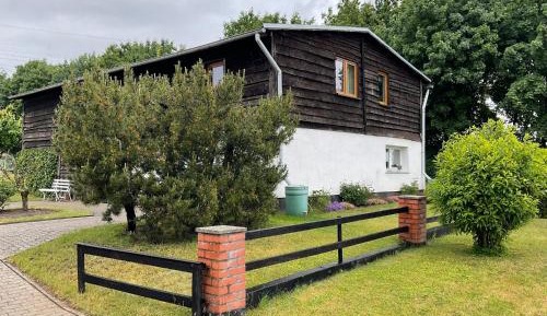 One-Bedroom Apartment with Terrace
