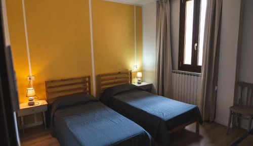 Twin Room with Shared Bathroom