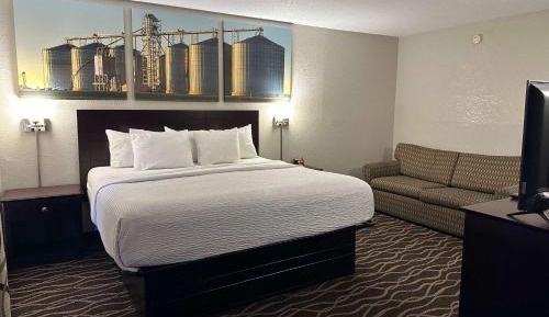 King Studio Suite - Non-Smoking