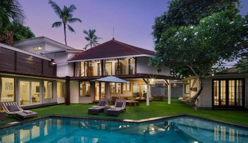 Villa with Private Pool